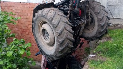 14 yaşındaki çocuk babasının kullandığı traktörün altında kaldı
