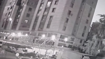 Doğalgaz parlaması nedeniyle paniğe kapıldı: 7. kattan aşağı atladı