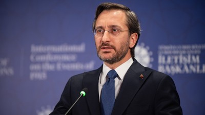 Fahrettin Altun’dan PKK’nın fesih kararına ilk yorum: Tarihi bir dönüm noktası