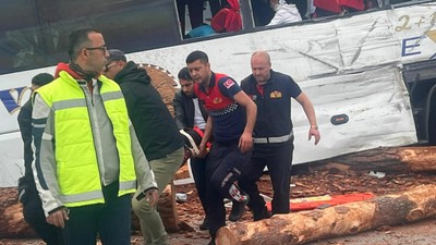 Çanakkale'deki 8 kişinin öldüğü kaza güvenlik kamerasında