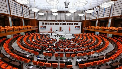 TBMM Genel Kurulu'nda terör örgütü PKK'nın silah bırakma ve fesih kararı değerlendirildi