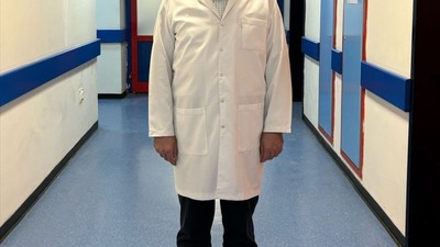 İzmir'de 15 kilogramlık yumurtalık kisti ameliyatıyla alındı