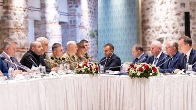 Dünyanın gözü İstanbul'da: Rusya-Ukrayna müzakeresinden barış çıkacak mı?