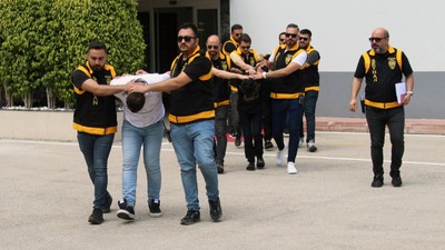 İş insanı, sevgili tuzağıyla dövülüp, parası gasp edildi