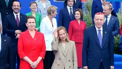 Zirvenin ardından liderler aile fotoğrafı için toplandı: Meloni'den Erdoğan'a gülümseten hareket