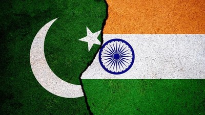 Pakistan ve Hindistan anlaştı: Askerler barış zamanı pozisyonlarına geri çekilecek