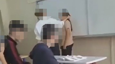 Pendik'te öğretmenden öğrencilere fiziksel ve sözlü şiddet kamerada