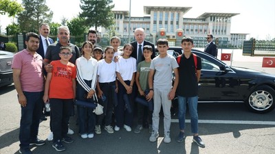 Cumhurbaşkanı Erdoğan, Adıyamanlı çocuklarla bir araya geldi