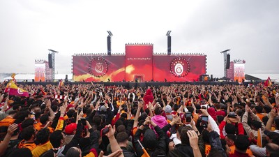 Galatasaray taraftarı Yenikapı'da