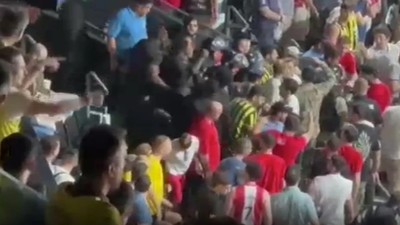 Fenerbahçe ile Monaco taraftarları arasında gerginlik yaşandı