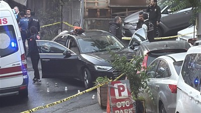 Kağıthane’de kanlı pusu: Otomobile kurşun yağdırıp öldürdüler