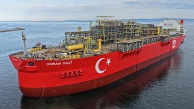Türkiye'nin ilk yüzer üretim platformu "Osman Gazi" doğal gaz üretimini iki katına çıkaracak
