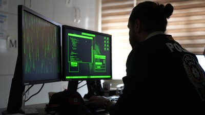 9 ilde 'bilişim suçları' operasyonlarında 144 şüpheli yakalandı, 89'u tutuklandı
