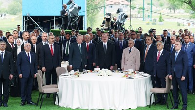 Cumhurbaşkanı Erdoğan, Azerbaycan Bağımsızlık Günü'nde düzenlenen konseri izledi