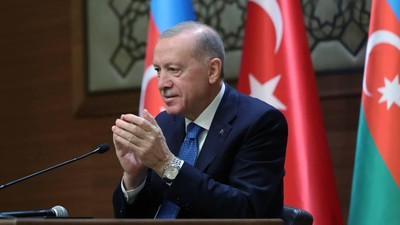 Cumhurbaşkanı Erdoğan'dan Süper Lig'e yükselen Fatih Karagümrük için tebrik mesajı