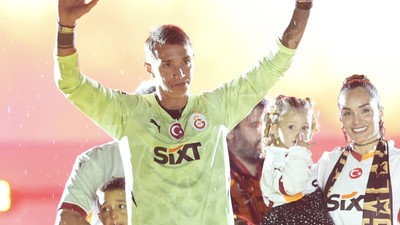 Muslera Galatasaray'a veda etti