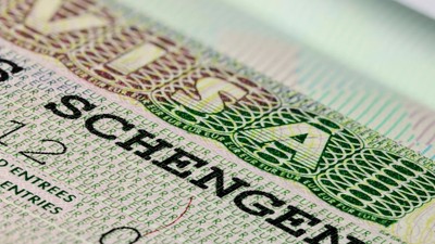 Vize randevusunda karaborsa krizi: 3 bin euro talep ediliyor