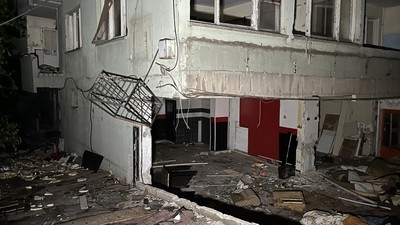 İzmir'de dehşet! Metruk binada poşetler içerisinde 3 kafatası ve kemik parçaları bulundu