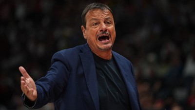 Yunanistan karıştı: Skandal Türkiye tezahüratı! Ergin Ataman'ı tutuklatmak istiyorlar