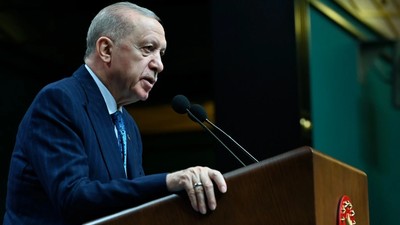 Cumhurbaşkanı Erdoğan, TBMM Başkanlığına yeniden seçilen Kurtulmuş'u tebrik etti