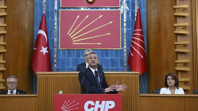 Özgür Özel kürsüden meydan okudu! Kayyum iddialarına sert çıktı: Atatürk'ün partisini bırakmayız