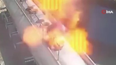 Ağzında sigarayla açtığı tanker kapağı bomba gibi patladı! O anlar kamerada