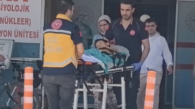 7 yaşındaki çocuk kurban kesilen bıçağın üzerine düştü