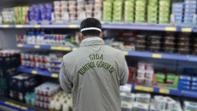 Sofralardaki tehlike bir kez daha göz önünde: Bakanlık sahte gıdaları tek tek açıkladı