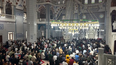 Türkiye’de ilk Kurban Bayramı namazı Iğdır’da kılındı
