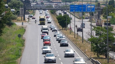Tekirdağ-İstanbul yolunda bayram dönüşü yoğunluğu