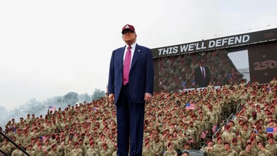 Trump'tan Los Angeles açıklaması: Tehlike ortadan kalkana kadar orada olacaklar
