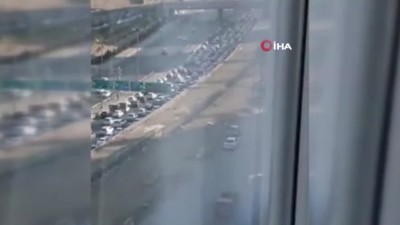 Tahran’da kilometrelerce araç kuyruğu oluştu