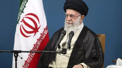 İran duyurdu: Tarihin en büyük füze saldırısına başlıyoruz! İsrail'i yakacağız