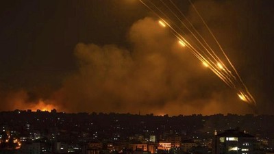 İsrail polisi Hayfa'da TRT'nin de aralarında bulunduğu televizyon ekiplerine baskın düzenledi