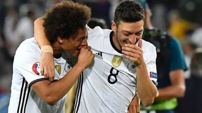 Mesut Özil'den Leroy Sane açıklaması: Türkiye'yi ve İstanbul'u sordu