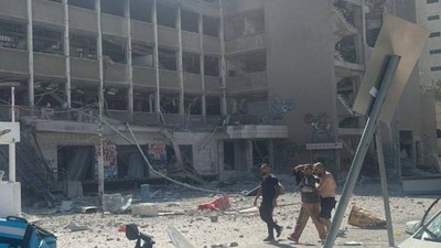 İran Tel Aviv ve Hayfa'yı vurdu! Hayfa'ya füzenin düştüğü an böyle görüntülendi