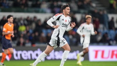 Ajax’ın peşindeki Beşiktaşlı genç yıldız bu kez YKS'de ter döktü