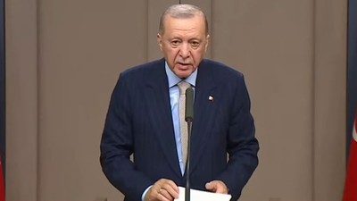 Cumhurbaşkanı Erdoğan NATO Zirvesi'ne gidiyor! Havalimanında kritik açıklamalar