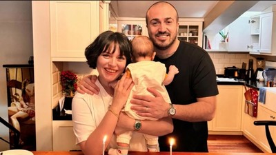 Ezgi Mola ile Mustafa Aksakallı boşanıyor