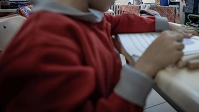 Okul kıyafeti zorunluluğu değişti: Veliler rahat bir nefes alacak