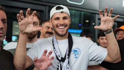 Beşiktaş'ın yeni transferi David Jurasek İstanbul'da