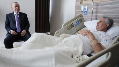 Cumhurbaşkanı Erdoğan, AK Parti Genel Başkan Yardımcısı Yalçın'ı hastanede ziyaret etti