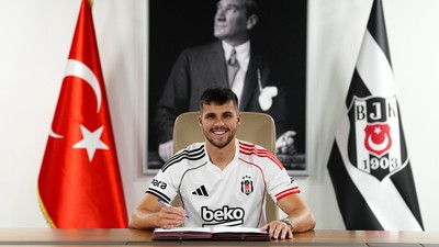 Beşiktaş, David Jurasek'i açıkladı