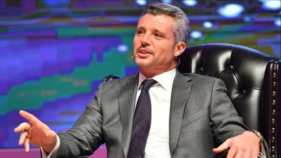 Sadettin Saran, Fenerbahçe başkanlığına aday olduğunu açıkladı