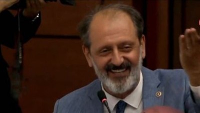 AK Partili Yücel Arzen'den Leman dergisine salavatlı tepki