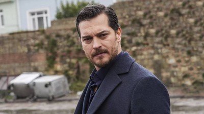 Çağatay Ulusoy’dan radikal değişim: Yeni imajıyla sosyal medyayı salladı!