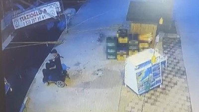 Akülü sandalye ile geldiği iskeleden kendini denize bırakarak intihar etti