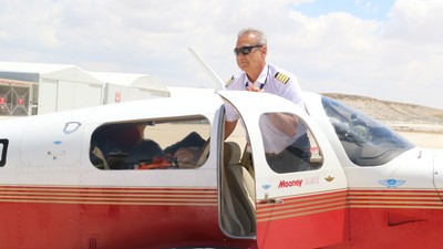 Bayburt-Erzurum sınırında 2 kişilik uçak düştü