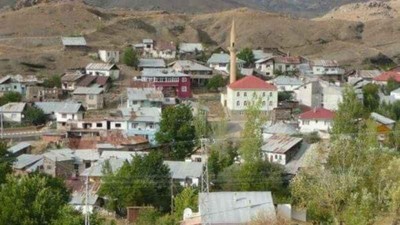 Gümüşhane Arzularkabaköy Beldesinin adı Bahçeli olarak değiştirildi