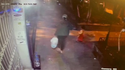 Şişli'de her satırı tüyler ürperten olay! 3 günlük bebeği poşete koyup çöpe attığı anlar kamerada